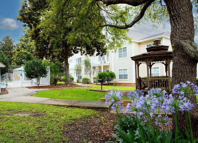Property at 1501 N Partin Dr #244, Niceville, FL 32578, 1 bed, 1 bath