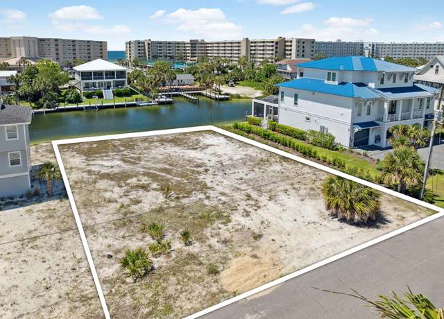 Property at 506 Vera Cruz Dr, Destin, FL 32541
