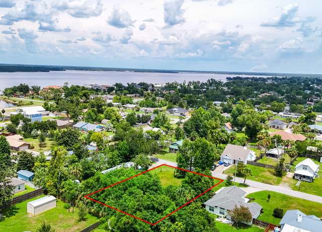 Property at 408 Michigan Ave, Lynn Haven, FL 32444