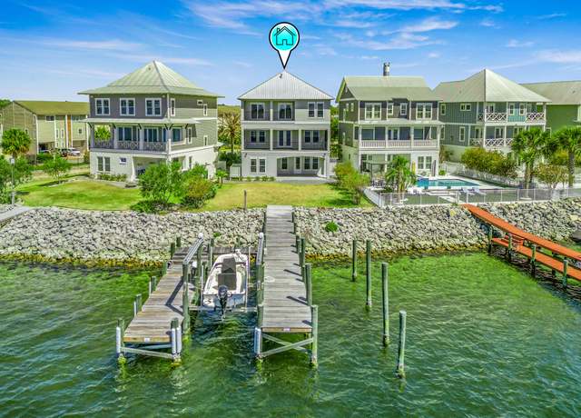 Property at 2574 Vista Cir, Shalimar, FL 32579, 4 beds, 3.5 baths