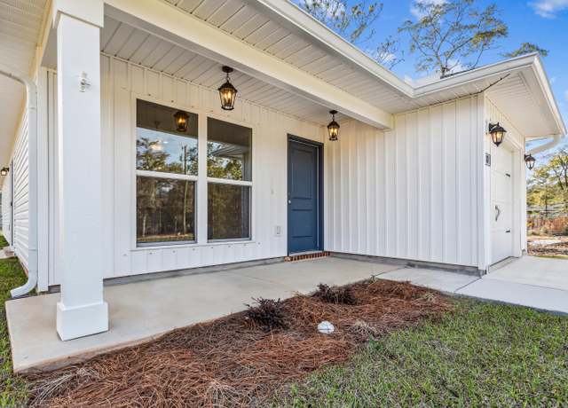 Property at 82 E Larkspur Ave, FL 32433, 3 beds, 2 baths