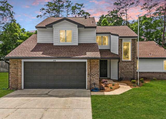 Property at 208 Bayberry Dr, Niceville, FL 32578, 3 beds, 2.5 baths