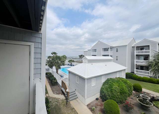Property at 1330 SE Miracle Strip Pkwy #205, Fort Walton Beach, FL 32548, 2 beds, 2 baths