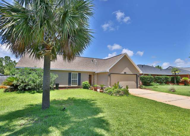 Property at 124 Long Pointe Dr, Mary Esther, FL 32569, 4 beds, 3 baths