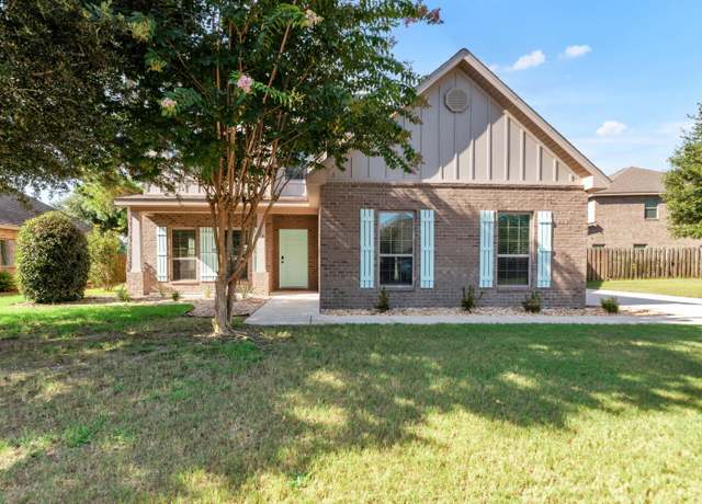 Property at 125 Whitman Way, Freeport, FL 32439, 4 beds, 2.5 baths