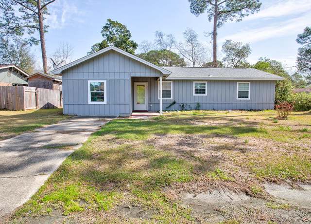 Property at 1313 Edenfield Dr, Fort Walton Beach, FL 32547, 3 beds, 2 baths