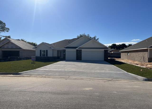 Property at 9555 Creets Landing Dr Unit CL48, Navarre, FL 32566, 4 beds, 3 baths