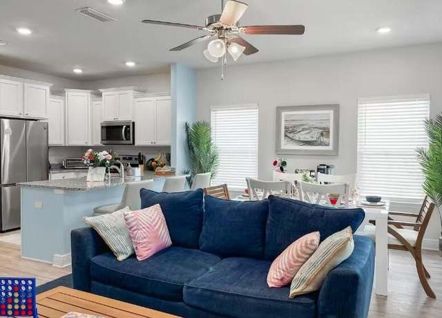 Property at 224 Sandhill Pines Dr, Santa Rosa Beach, FL 32459, 3 beds, 2.5 baths