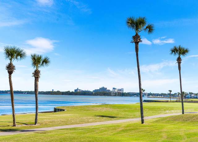Property at 22 Players Clb #22, Miramar Beach, FL 32550, 2 beds, 2 baths