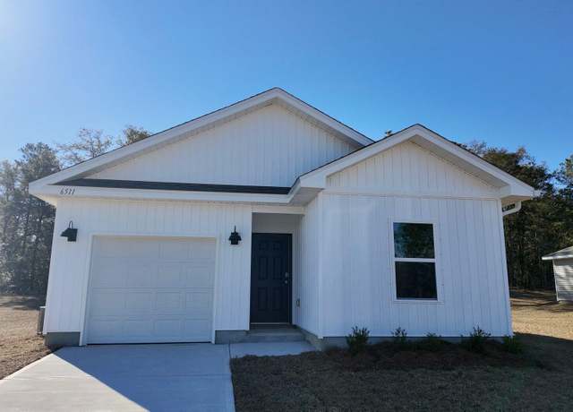 Property at 6511 Burleson Blvd, Crestview, FL 32539, 4 beds, 2 baths