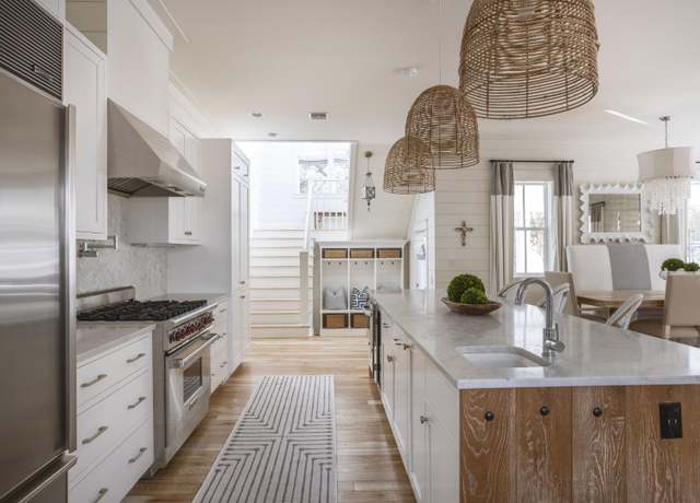 Property at 67 Sunflower St, Santa Rosa Beach, FL 32459, 4 beds, 4.5 baths