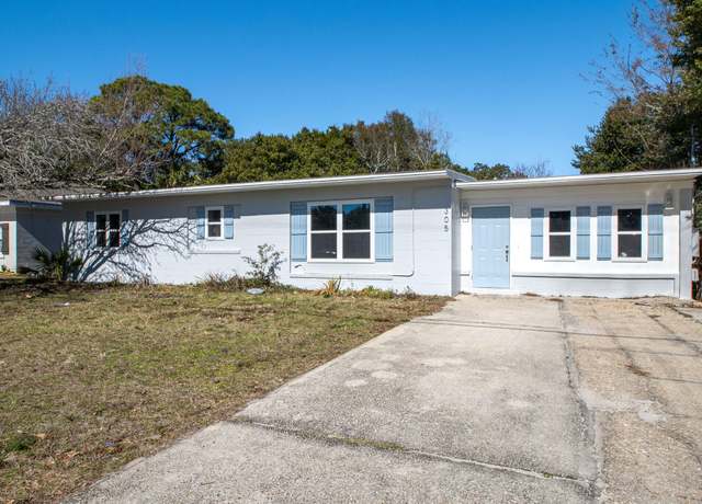 Property at 305 NE Hollywood Blvd, Fort Walton Beach, FL 32548, 3 beds, 2 baths