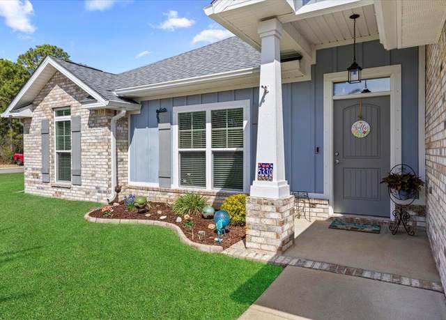 Property at 5330 Longhorn Trl, Gulf Breeze, FL 32563, 4 beds, 2 baths