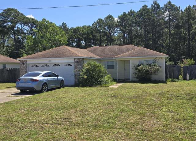Property at 2208 Whispering Pines Blvd, Navarre, FL 32566, 3 beds, 2 baths