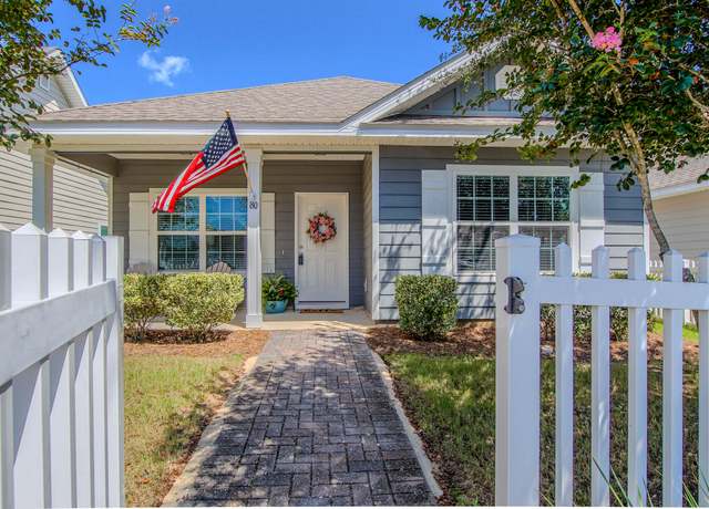 Property at 80 Sarona St, Freeport, FL 32439, 3 beds, 2 baths