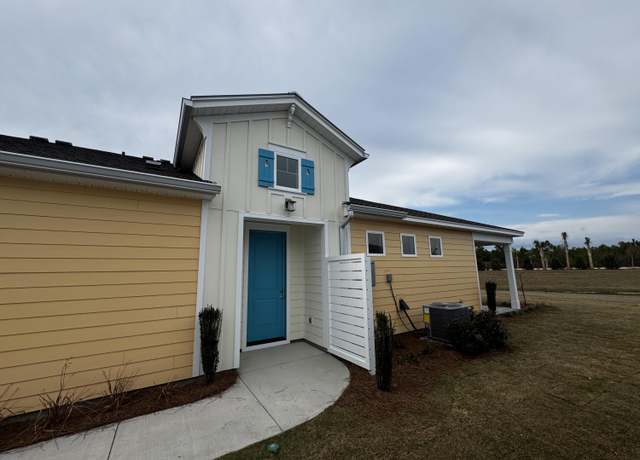 Property at 8912 Parrot Pl, Panama City Beach, FL 32413, 2 beds, 2.5 baths