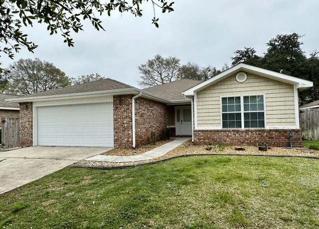 Property at 103 6Th Ave, Shalimar, FL 32579, 4 beds, 2 baths