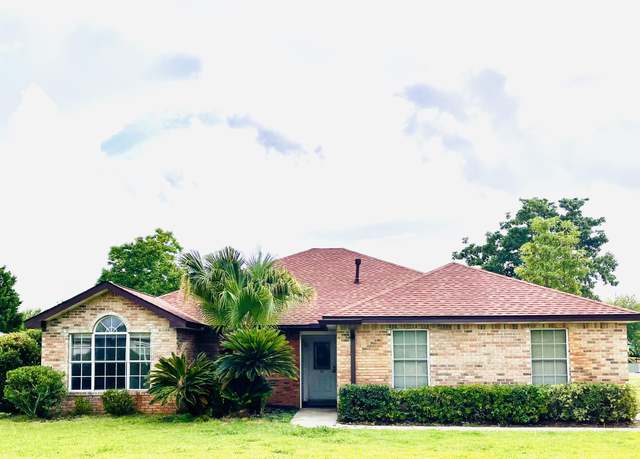 Property at 437 S South Shore Dr, Destin, FL 32550, 3 beds, 2 baths