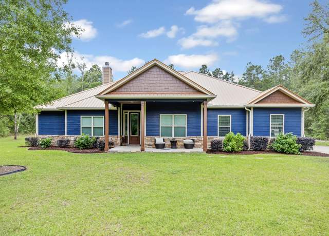Property at 3160 Haylee Ln, Crestview, FL 32539, 3 beds, 2.5 baths