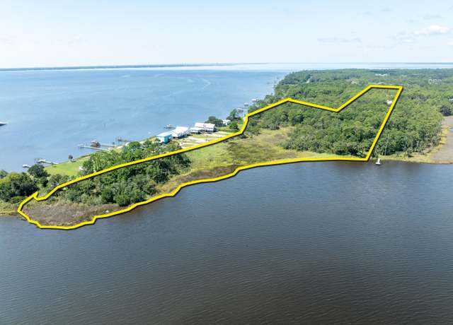 Property at 16 Acres Beatrice Point Rd, Freeport, FL 32439