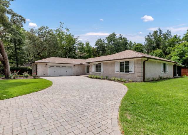 Property at 343 Oaklake Ln, Niceville, FL 32578, 3 beds, 2 baths