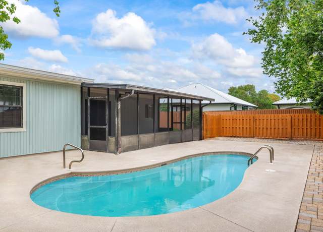 Property at 240 W W Lorraine Dr Dr, Mary Esther, FL 32569, 4 beds, 2 baths
