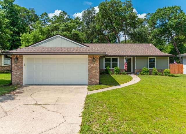 Property at 637 Caribbean Way, Niceville, FL 32578, 3 beds, 2 baths