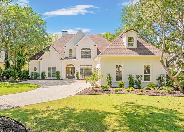 Property at 237 Matties Way, Destin, FL 32541, 4 beds, 5 baths
