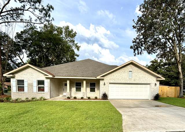 Property at 614 Audubon Dr, Fort Walton Beach, FL 32547, 5 beds, 3 baths