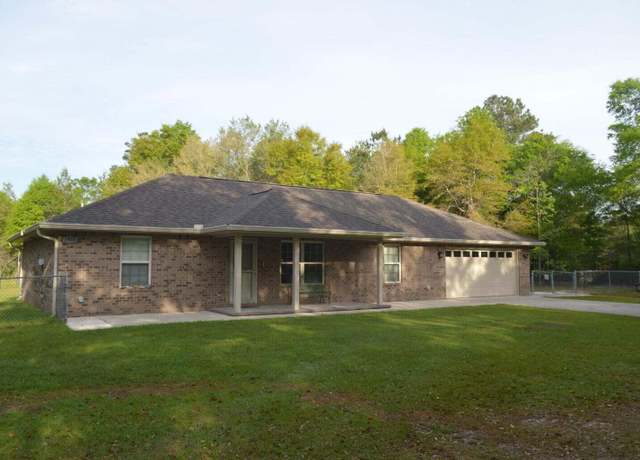 Property at 3939 Painter Branch Rd, Crestview, FL 32539, 3 beds, 2 baths