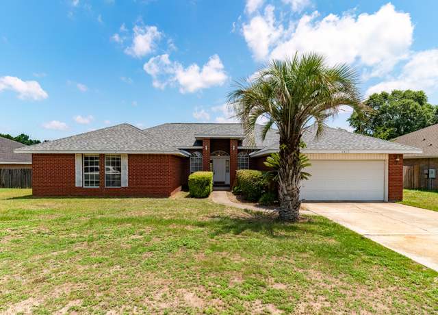 Property at 2837 Tamiami Trl, Crestview, FL 32539, 4 beds, 2 baths