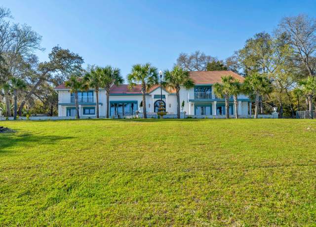 Property at 13000 W State Highway 20, Freeport, FL 32439, 10 beds, 10.5 baths