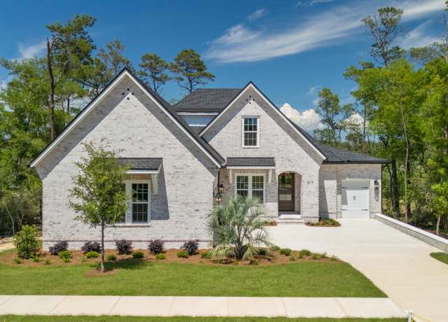 Property at 217 Foxglove Run, Niceville, FL 32578, 4 beds, 3.5 baths