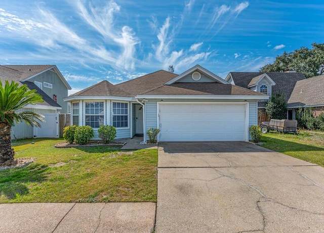 Property at 607 Drakes Lndg, Mary Esther, FL 32569, 3 beds, 2 baths