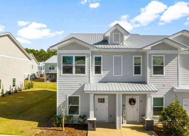 Property at 304 Date Palm Ln Unit Horizon, Freeport, FL 32439, 3 beds, 2.5 baths