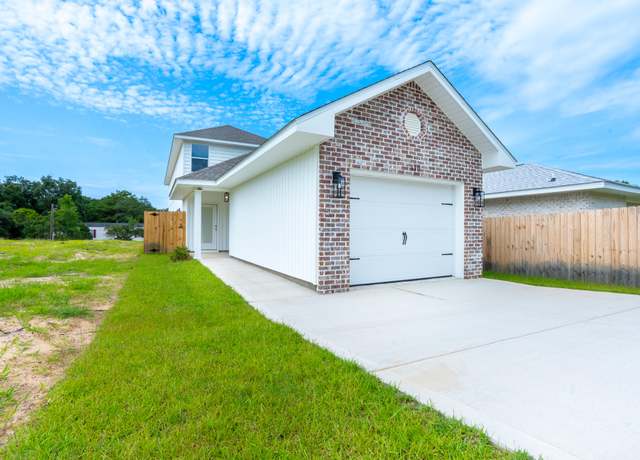 Property at 132 2nd Ave, Shalimar, FL 32579, 4 beds, 3.5 baths