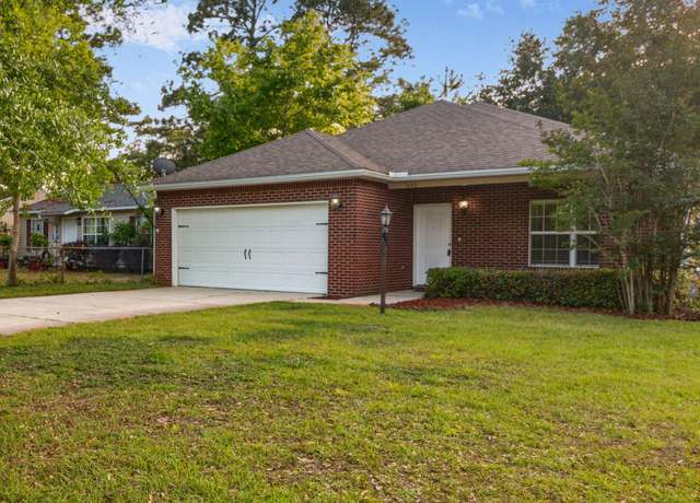 Property at 1680 Sycamore Ave, Niceville, FL 32578, 3 beds, 2 baths
