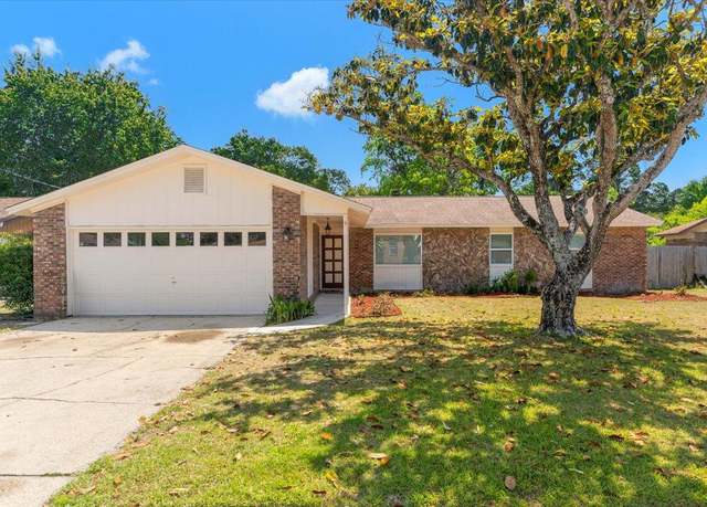Property at 725 Dubois Dr, Fort Walton Beach, FL 32547, 3 beds, 2 baths