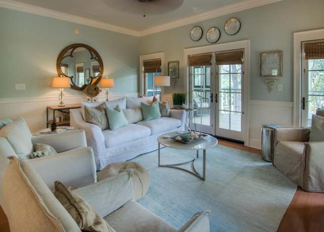 Property at 46 E Watercolor Blvd #101, Santa Rosa Beach, FL 32459, 2 beds, 2.5 baths