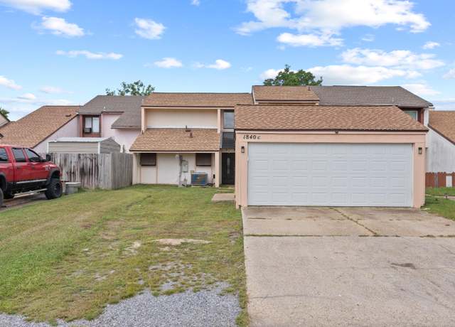 Property at 1840 E Mallard Dr Apt C, Panama City, FL 32404, 3 beds, 2.5 baths