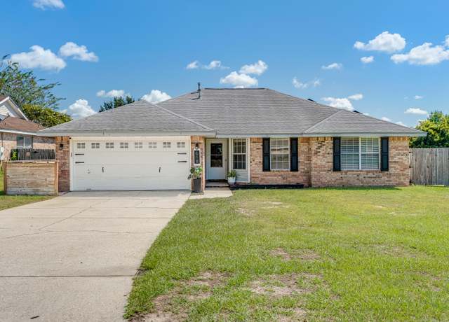 Property at 618 Risen Star Dr, Crestview, FL 32539, 3 beds, 2 baths