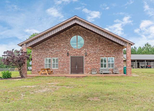 Property at 126 Tall Oaks Rd, FL 32435, 2 beds, 2 baths