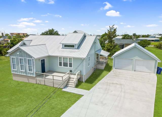 Property at 413 Colorado Dr, Mexico Beach, FL 32456, 3 beds, 2 baths