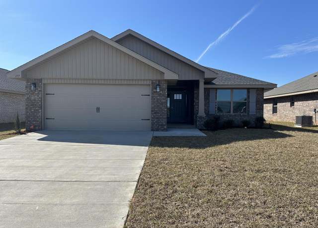 Property at 170 Ridgeway Cir, Crestview, FL 32536, 4 beds, 2 baths