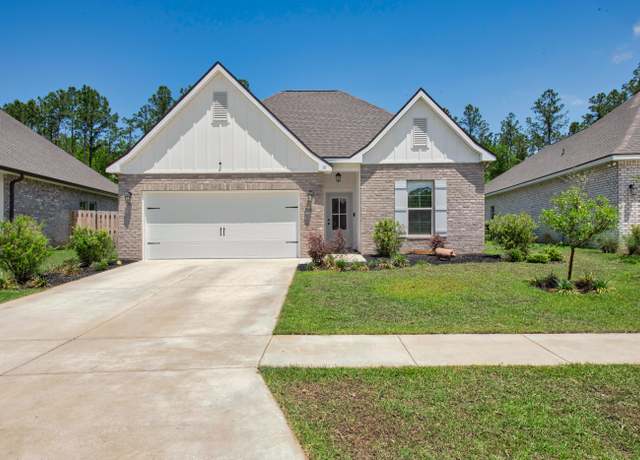 Property at 10 Cozy Cv, Freeport, FL 32439, 4 beds, 3 baths