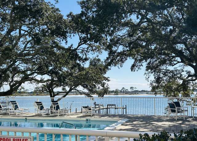 Property at 209 Miracle Strip Pkwy Unit D204, Mary Esther, FL 32569, 1 bed, 1 bath