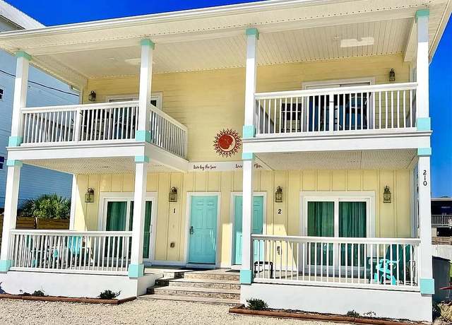 Property at 210 Angelfish Ave, Fort Walton Beach, FL 32548, 4 beds, 5 baths