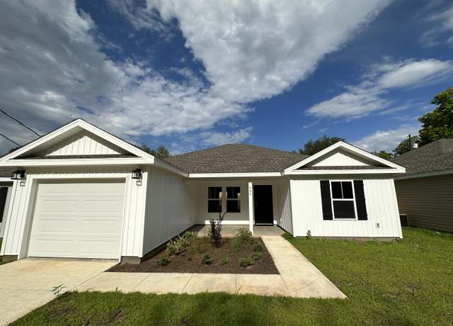 Property at 904 N Tracy St, Bonifay, FL 32425, 3 beds, 2 baths