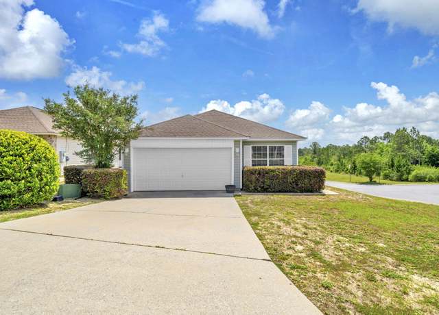 Property at 105 Nivana Dr, Crestview, FL 32536, 3 beds, 2 baths