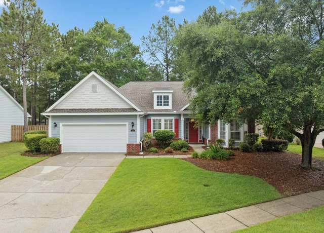 Property at 419 Symphony Way, Freeport, FL 32439, 4 beds, 2.5 baths
